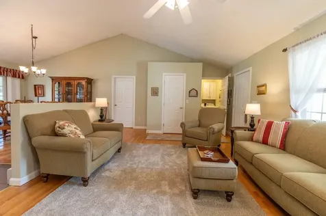 42 South Road Swanzey NH 03446