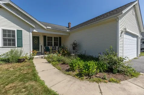 42 South Road Swanzey NH 03446