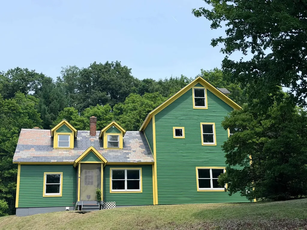 36 Paul's Road Guilford VT 05301