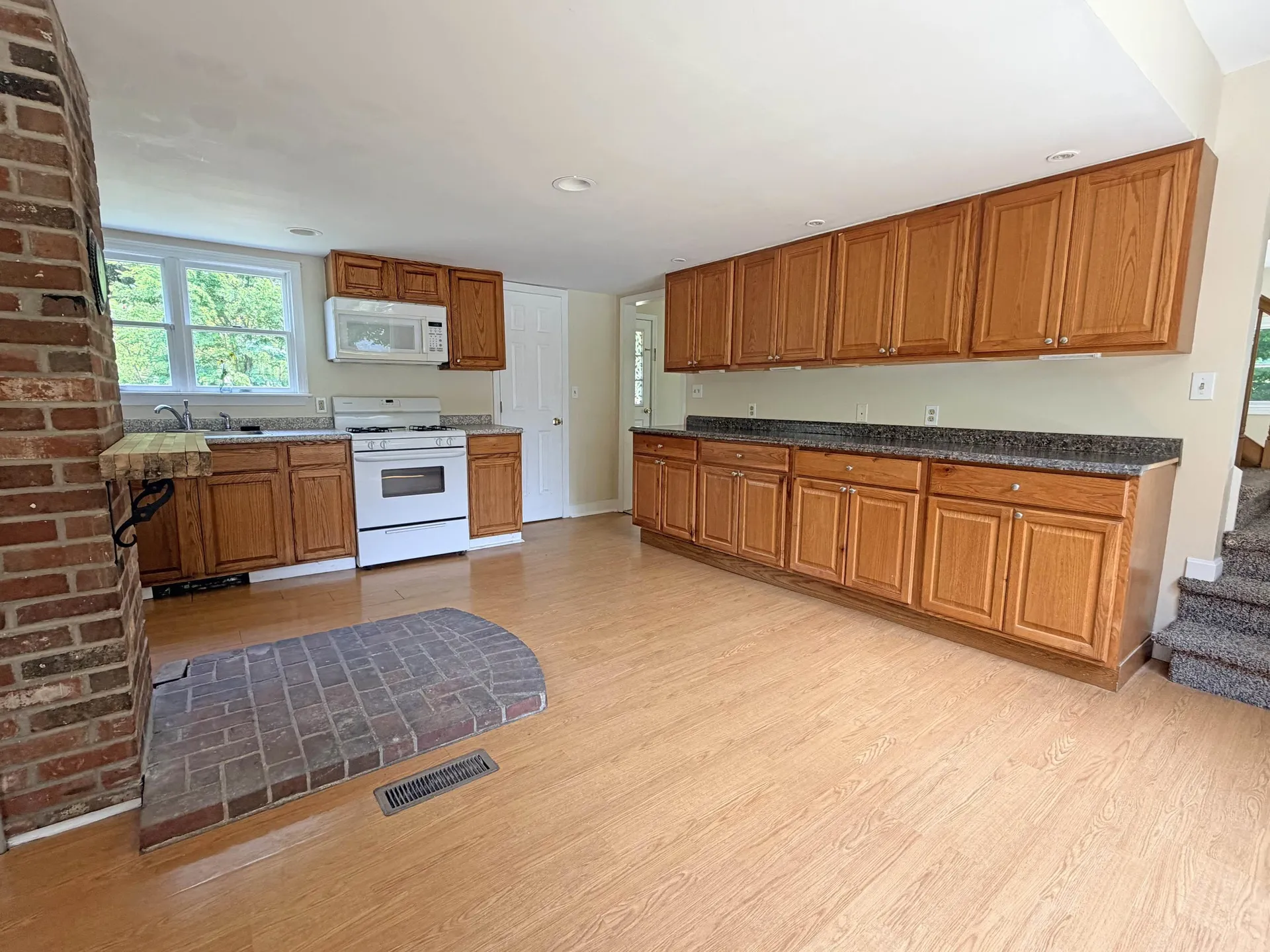 36 Paul's Road Guilford VT 05301