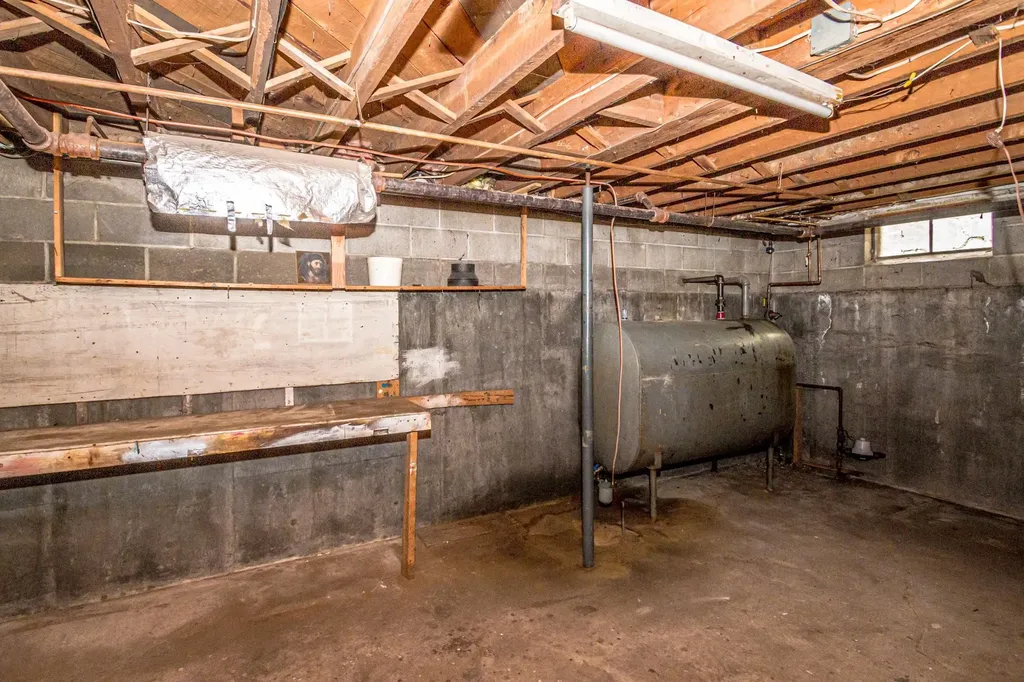 152 Parker Road Carroll NH 03598