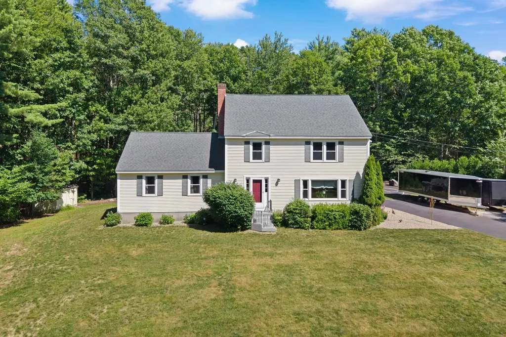 924 River Road Weare NH 03281
