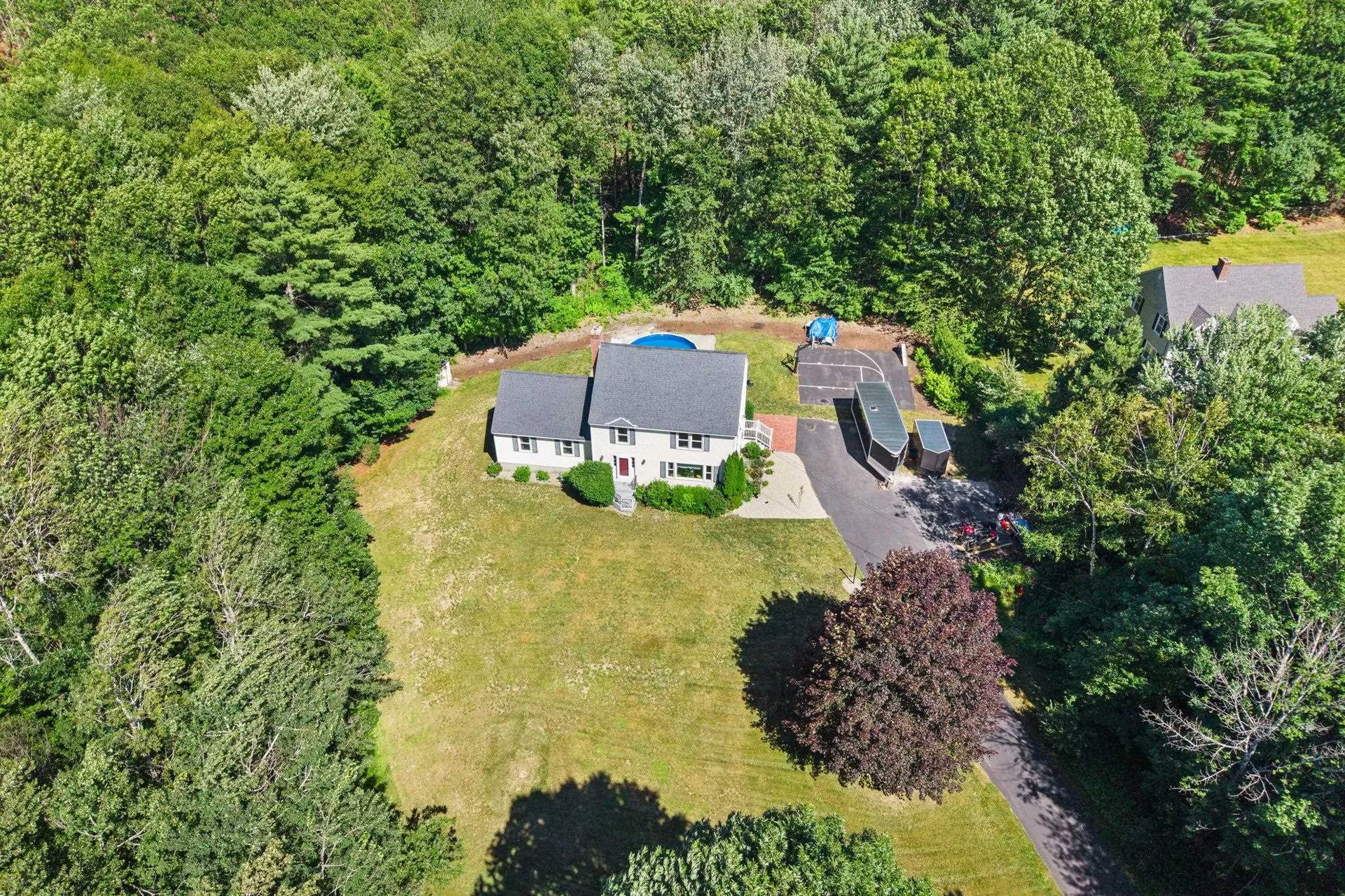 924 River Road Weare NH 03281