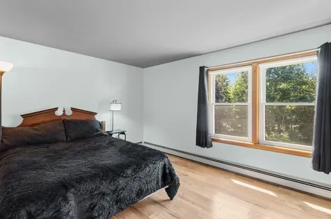 924 River Road Weare NH 03281