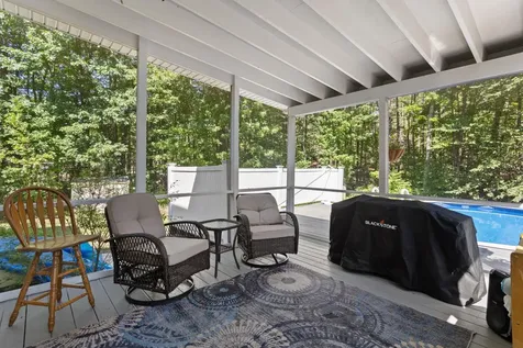 924 River Road Weare NH 03281