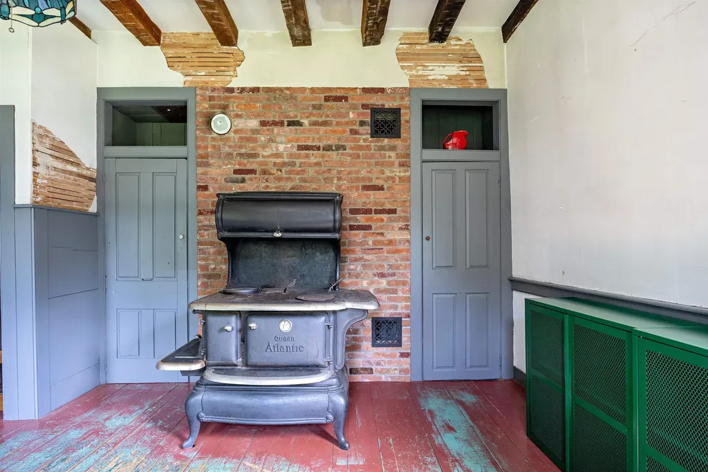 1199 Goss Hill Road Barnet VT 05821