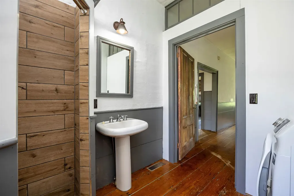 1199 Goss Hill Road Barnet VT 05821
