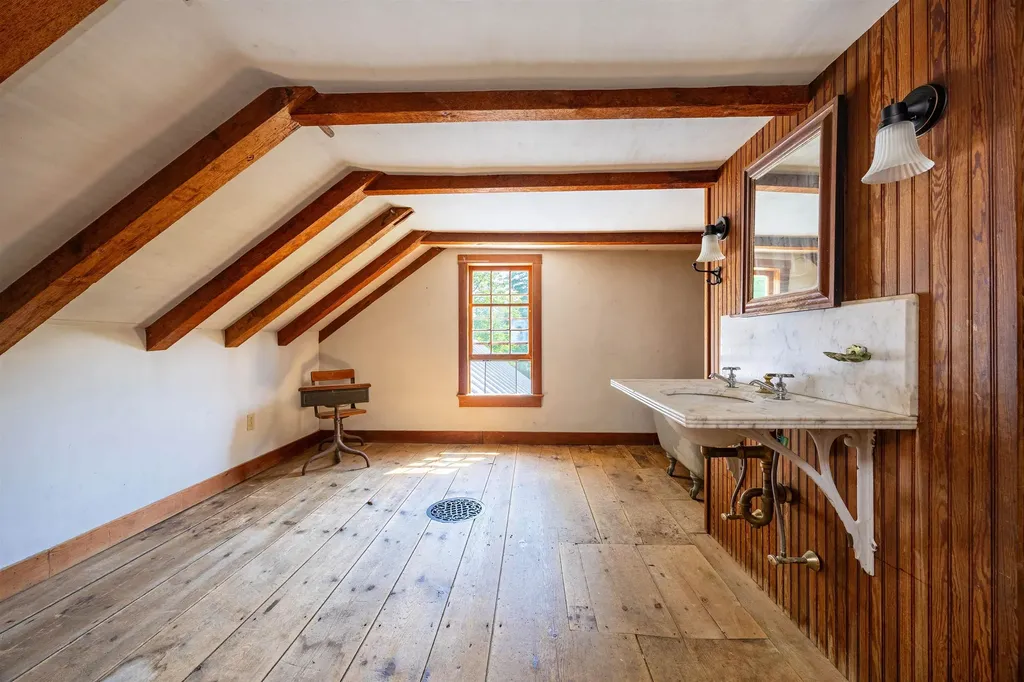 1199 Goss Hill Road Barnet VT 05821