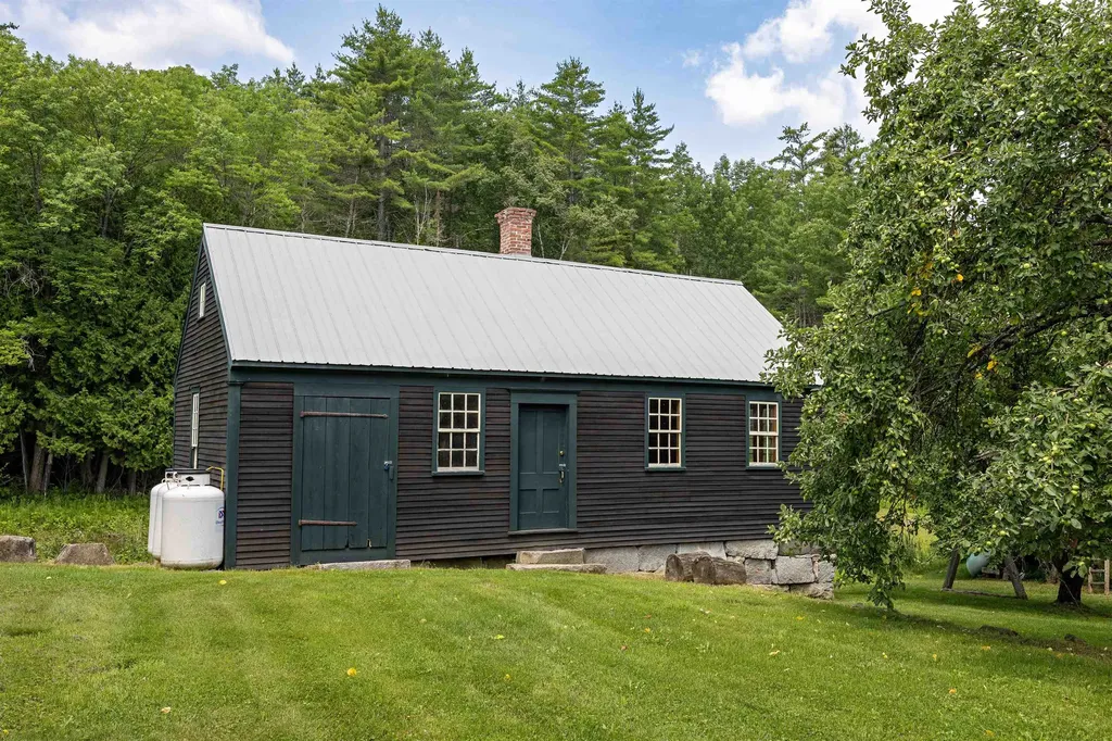 1199 Goss Hill Road Barnet VT 05821