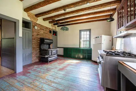 1199 Goss Hill Road Barnet VT 05821