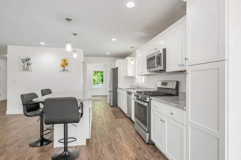 42A Terraceview Drive Hudson NH 03051