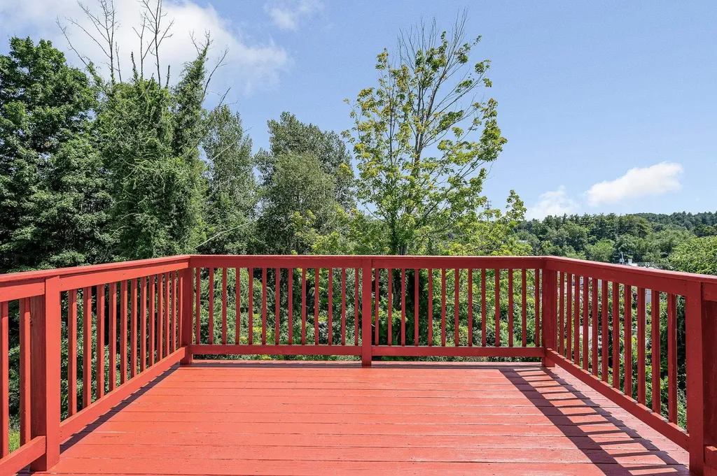42A Terraceview Drive Hudson NH 03051