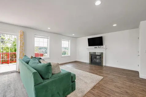 42A Terraceview Drive Hudson NH 03051