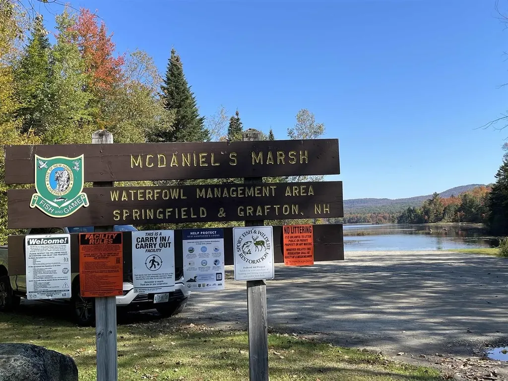 18 Algonquin Road Enfield NH 03748