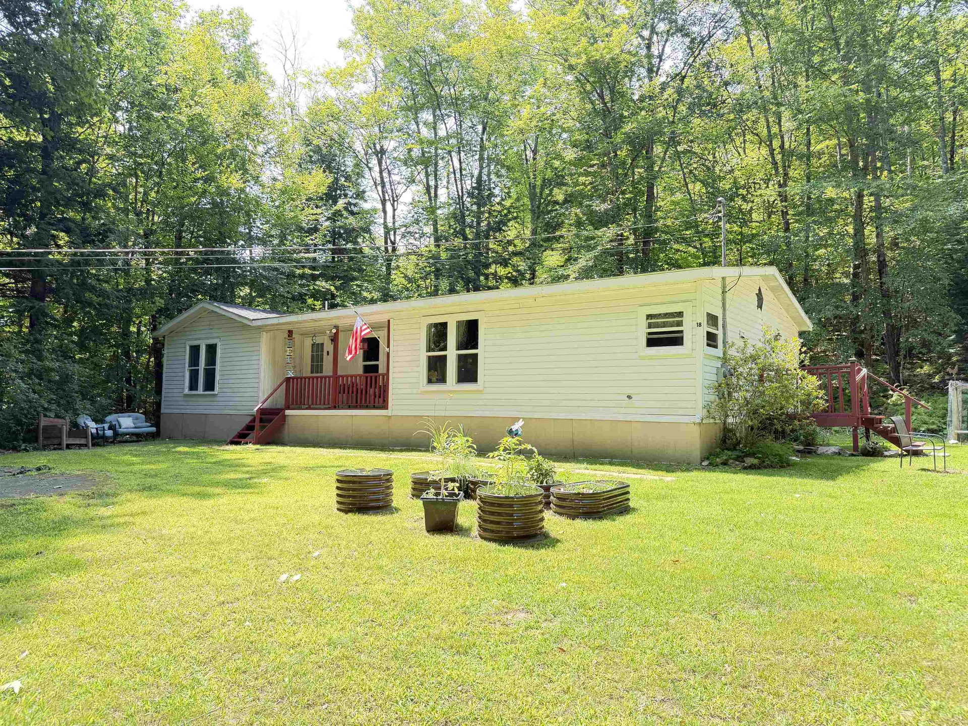 18 Algonquin Road Enfield NH 03748