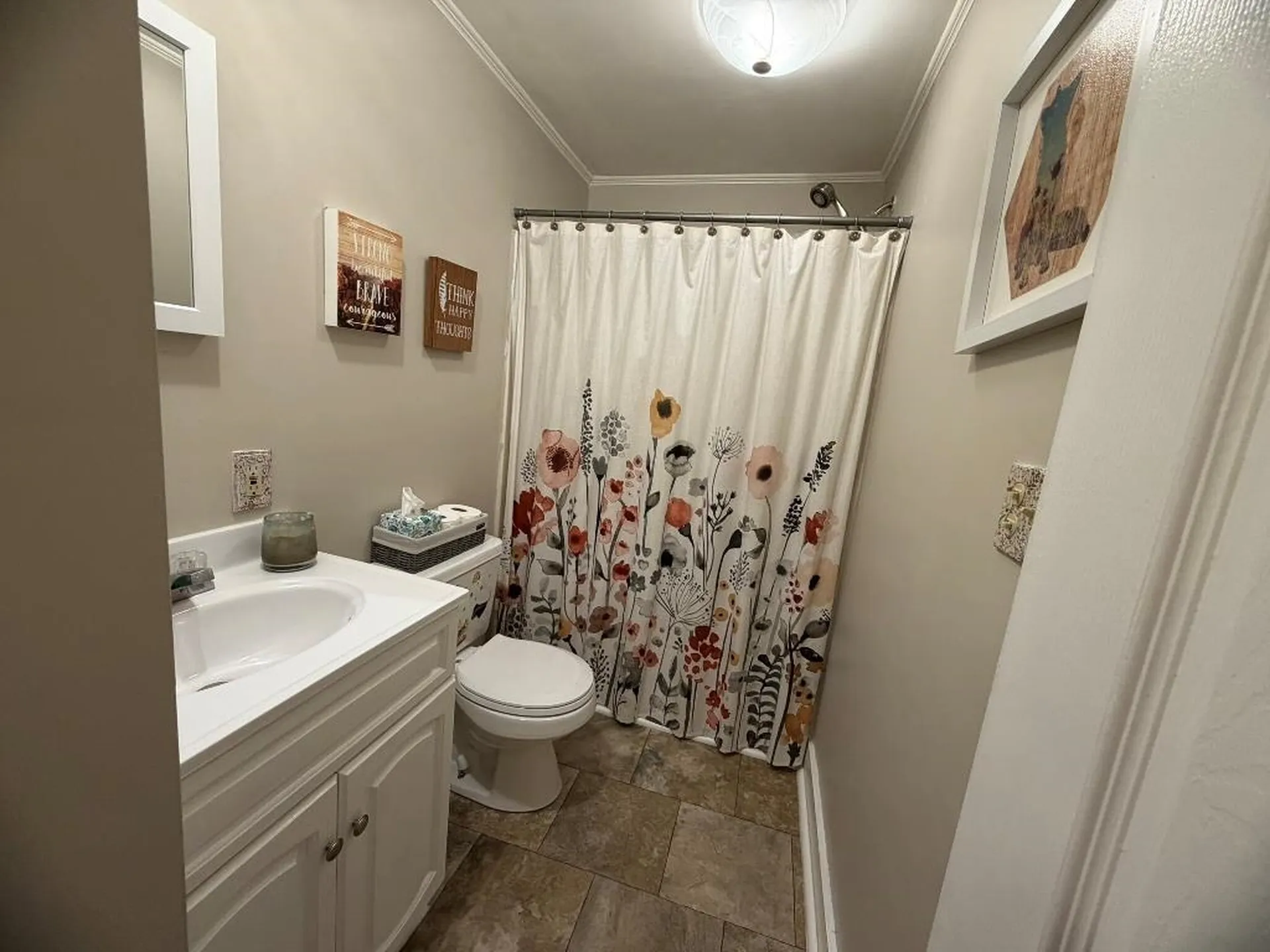 18 Algonquin Road Enfield NH 03748