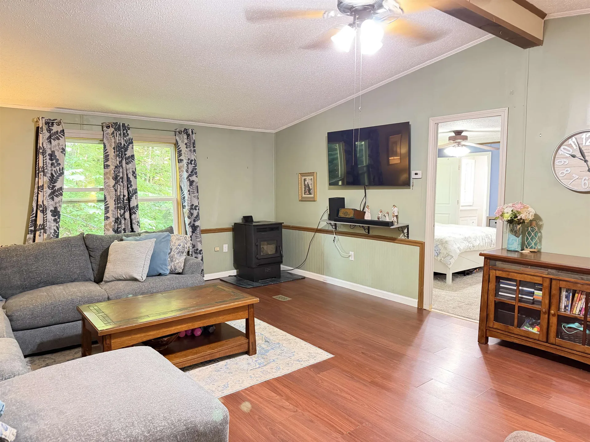 18 Algonquin Road Enfield NH 03748