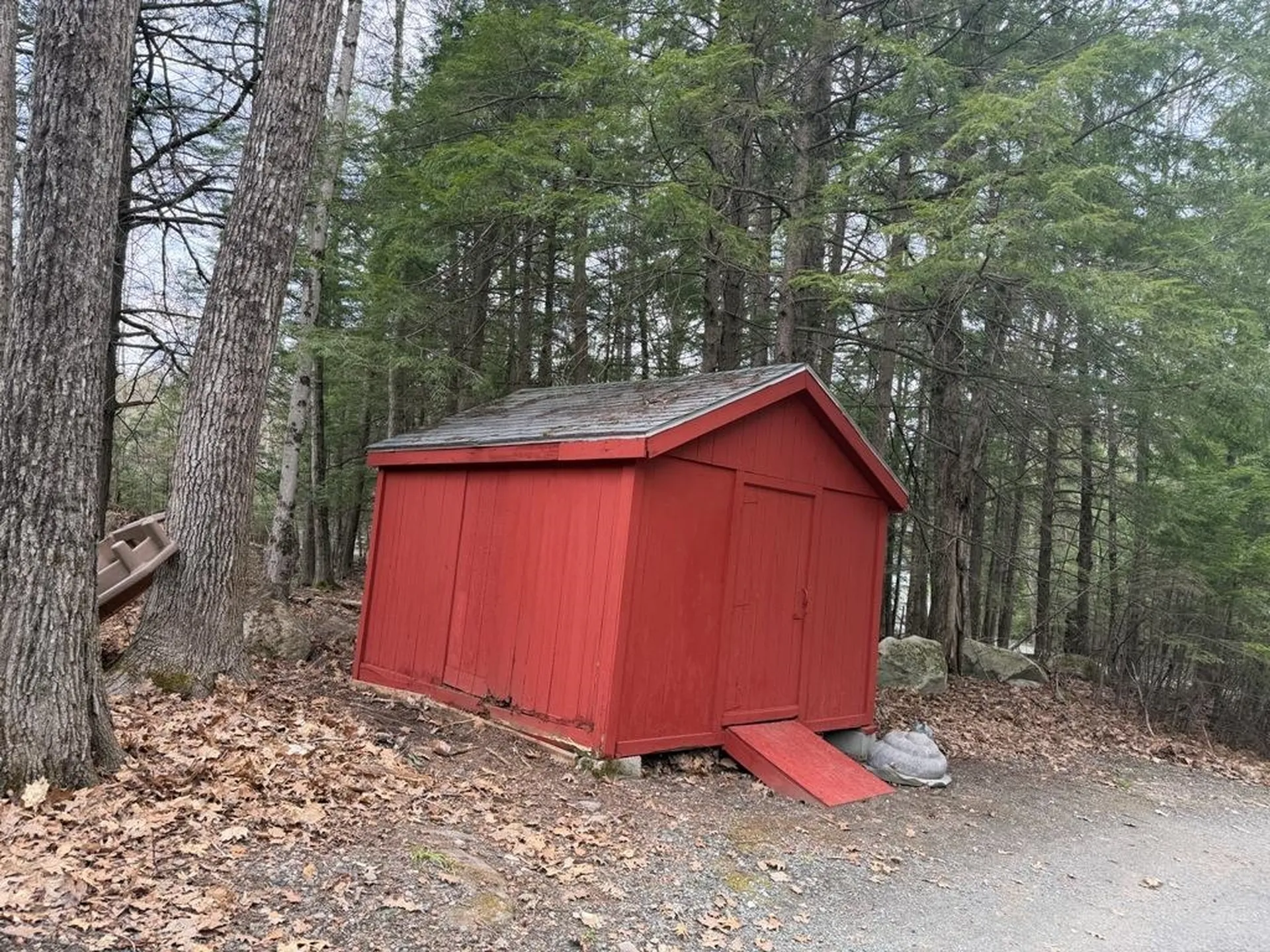 18 Algonquin Road Enfield NH 03748