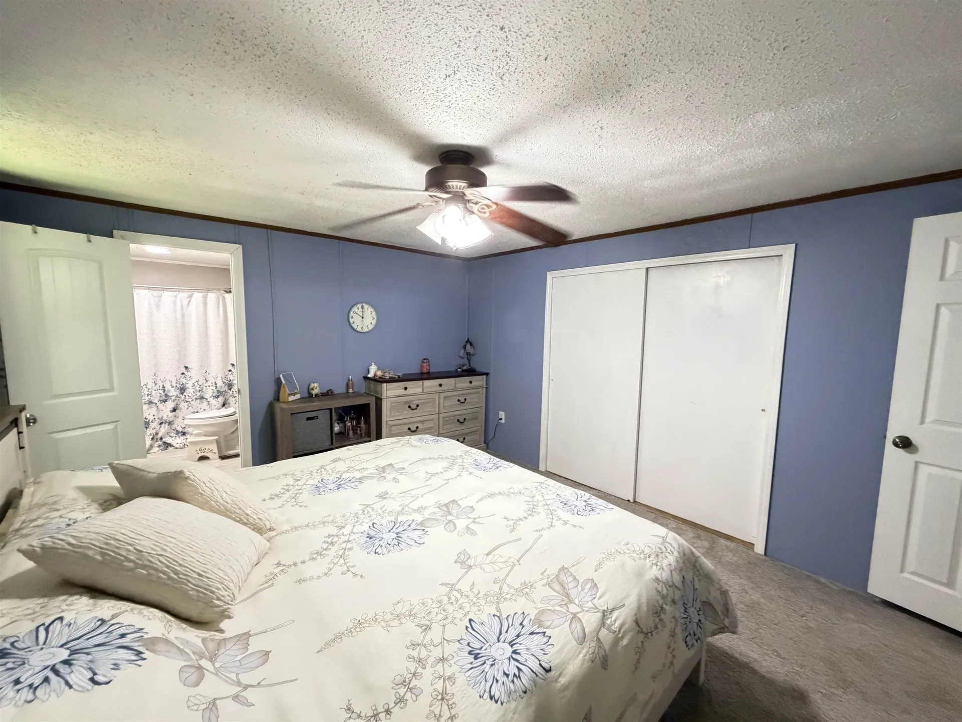 18 Algonquin Road Enfield NH 03748