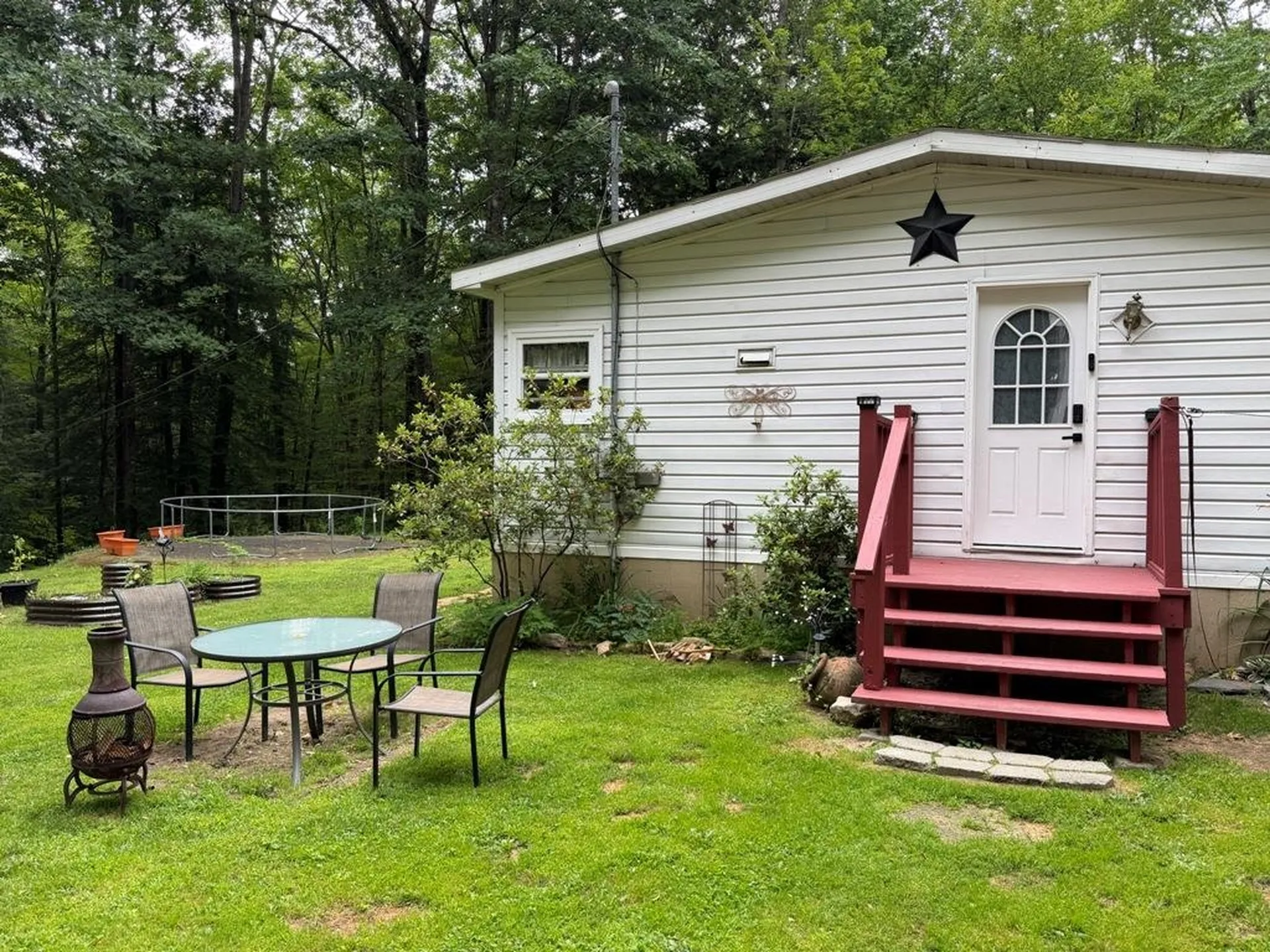 18 Algonquin Road Enfield NH 03748