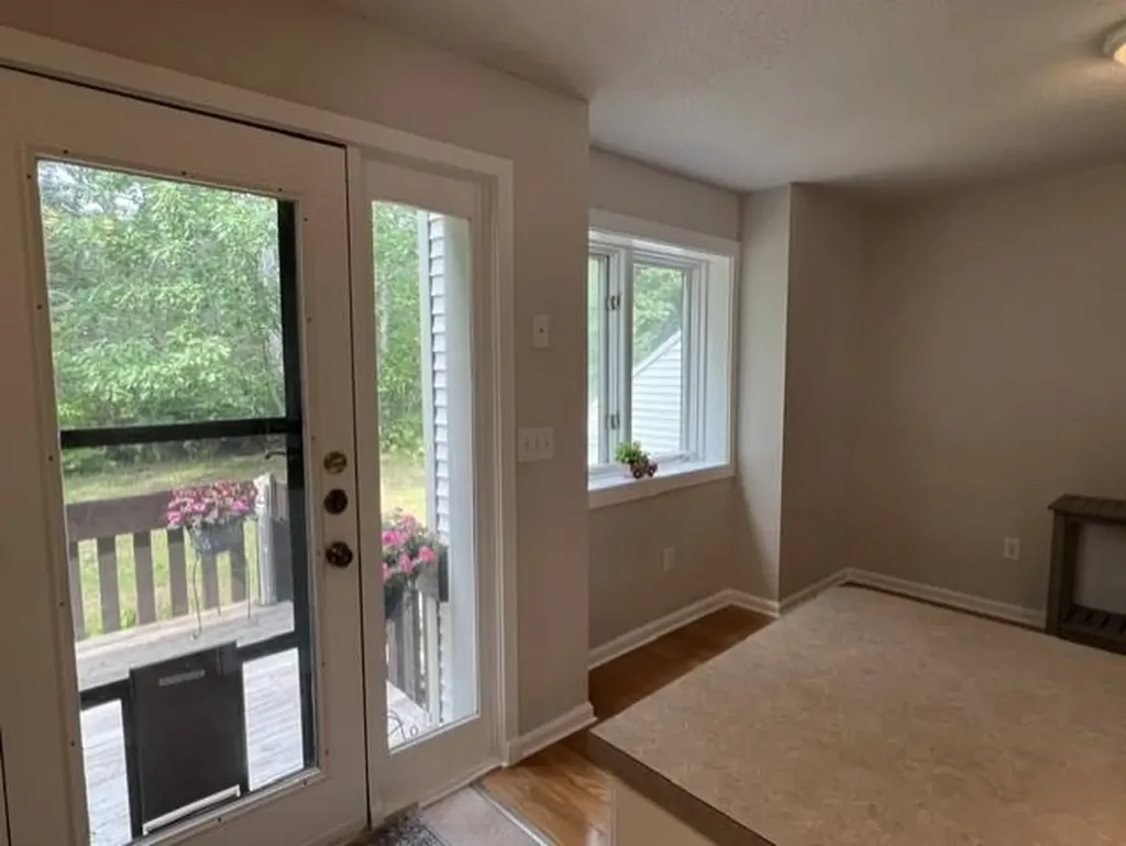202 Route 27 Route 27 Route Raymond NH 03077