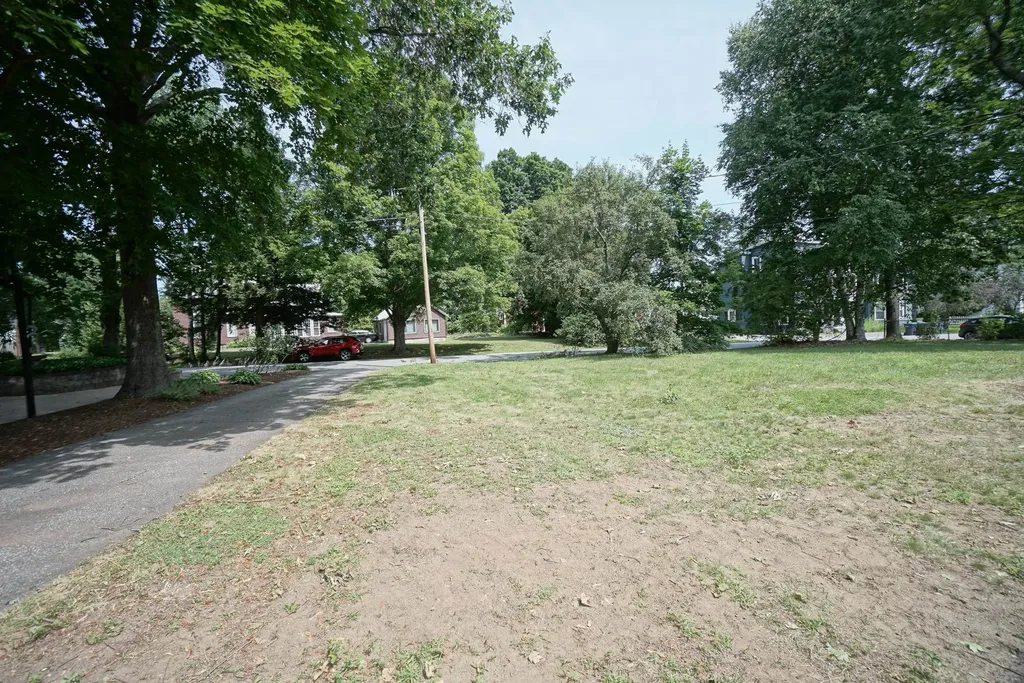 33 Noyes Street Concord NH 03301