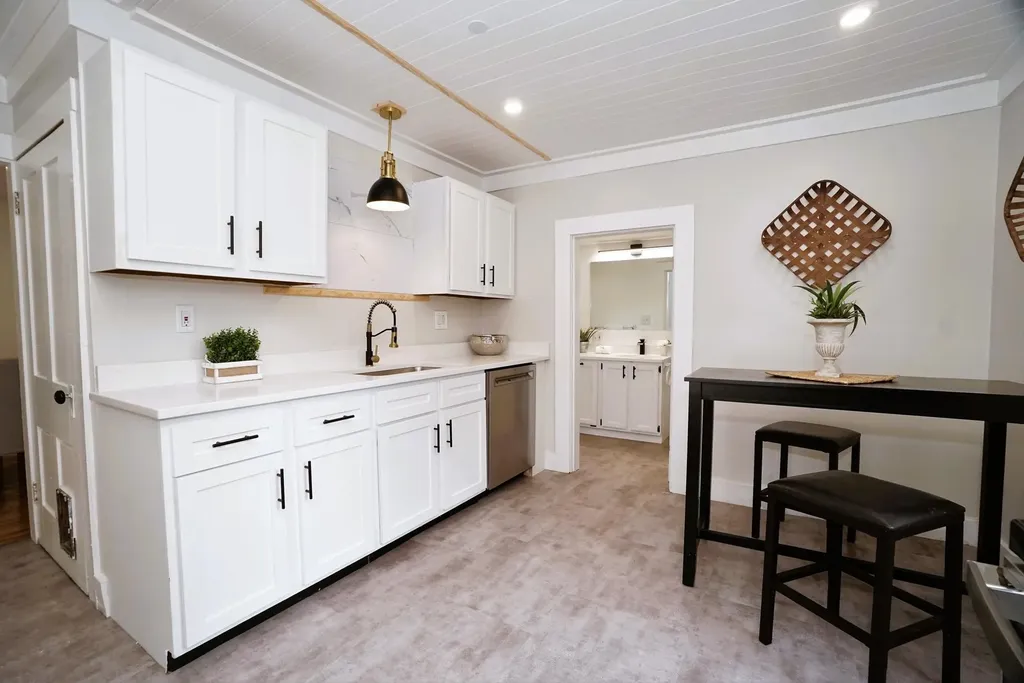 33 Noyes Street Concord NH 03301