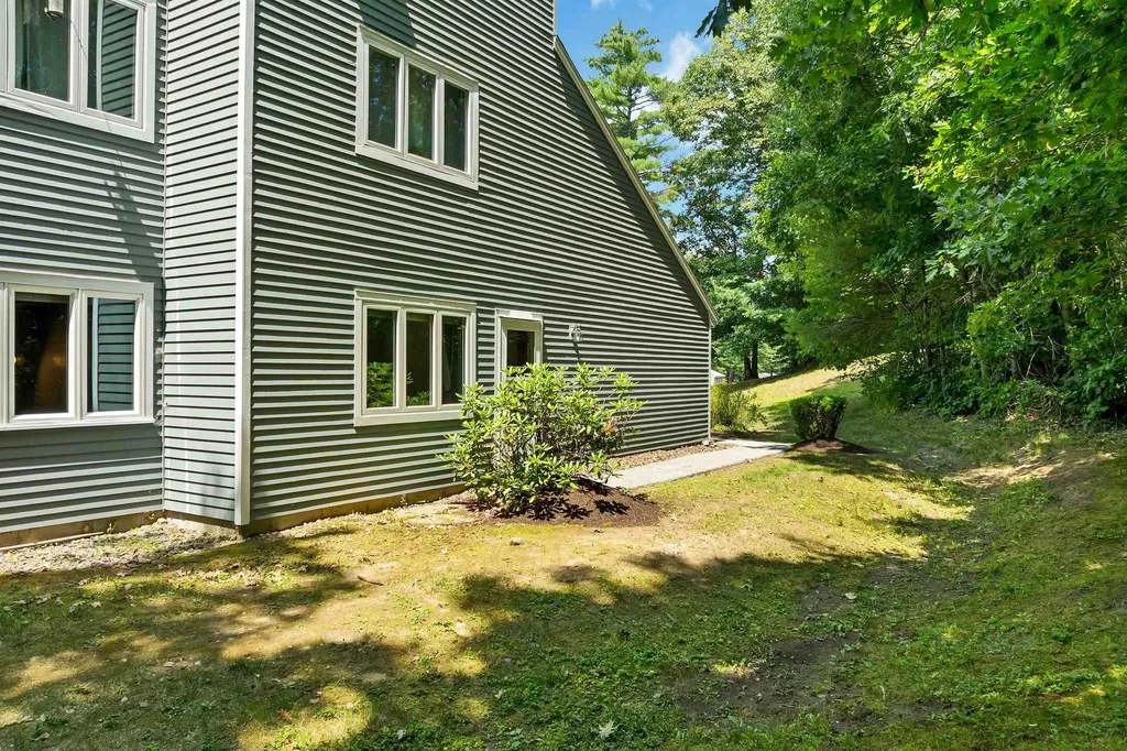 36 Circle Drive Ashland NH 03217