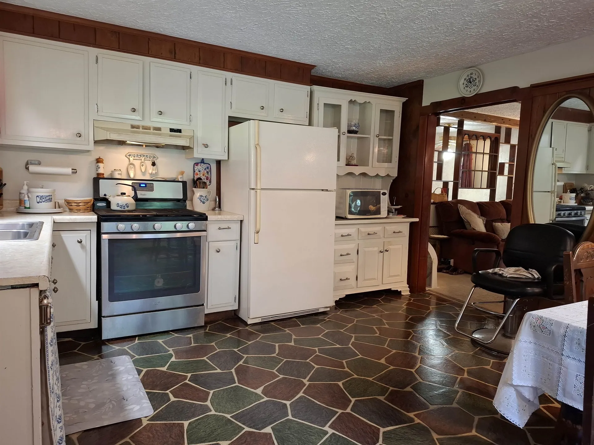 62 Thornell Rd. Road Newton NH 03858