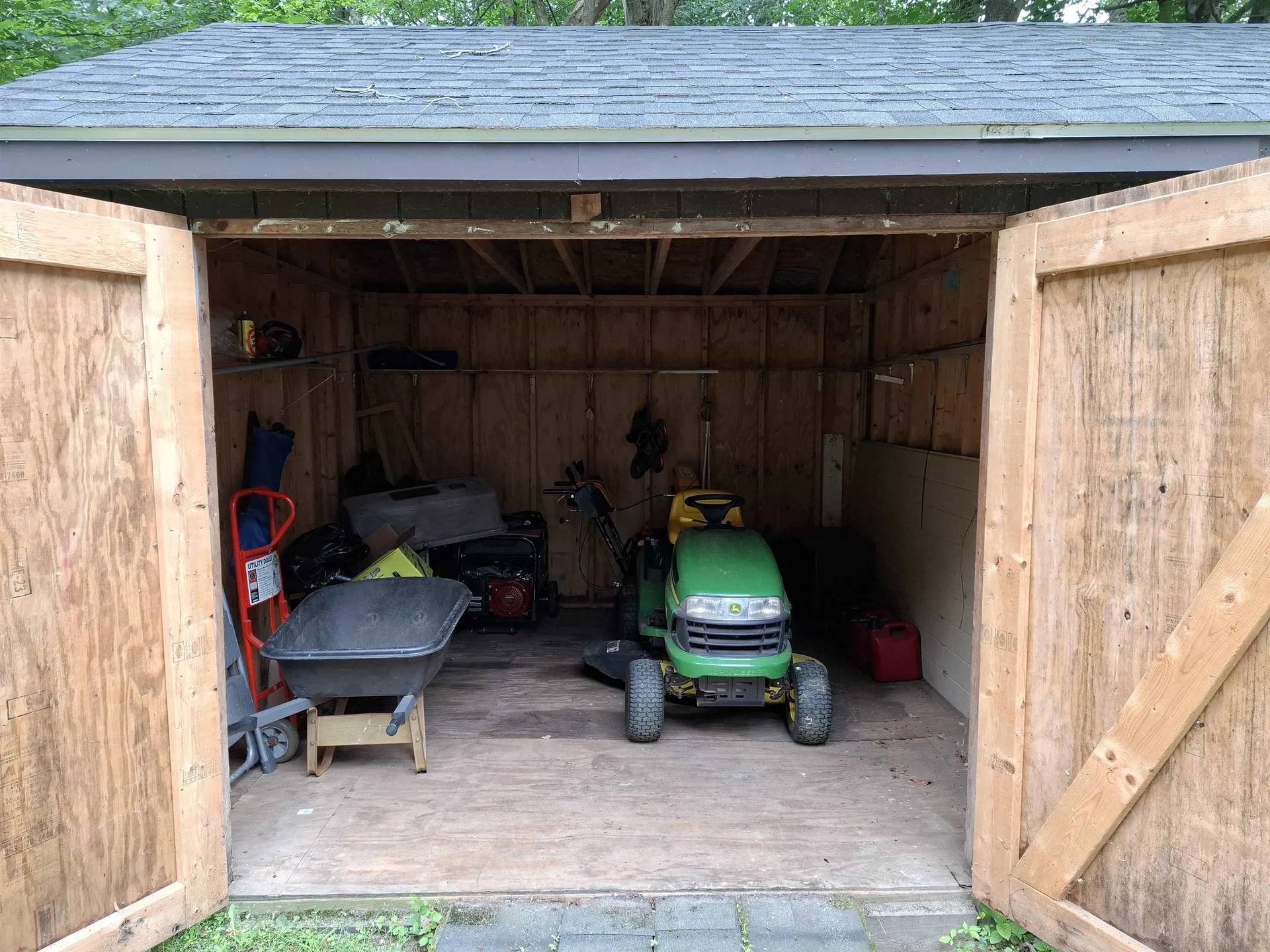 62 Thornell Rd. Road Newton NH 03858