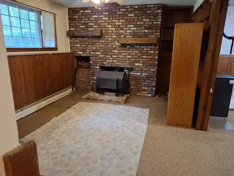 62 Thornell Rd. Road Newton NH 03858