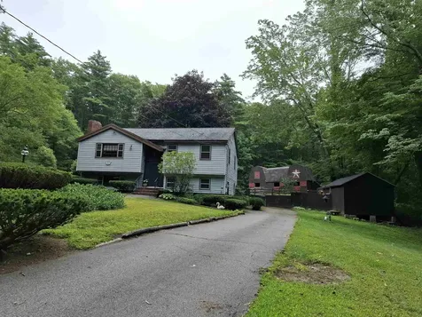 62 Thornell Rd. Road Newton NH 03858