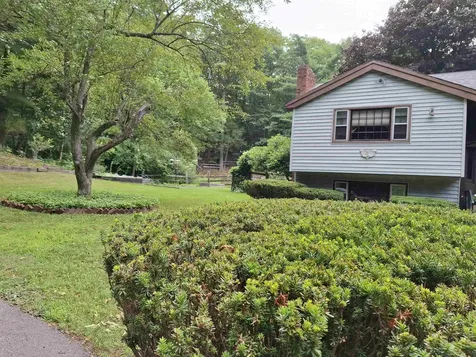 62 Thornell Rd. Road Newton NH 03858