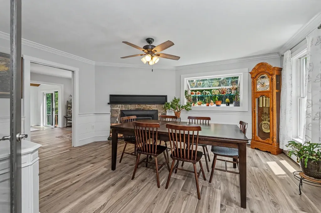 10 Morrison Road Raymond NH 03077