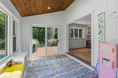 10 Morrison Road Raymond NH 03077