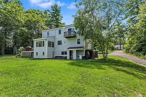 10 Morrison Road Raymond NH 03077