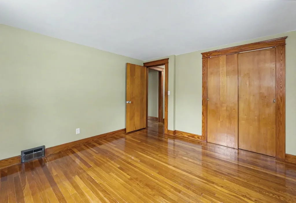116 Monroe Street Nashua NH 03060