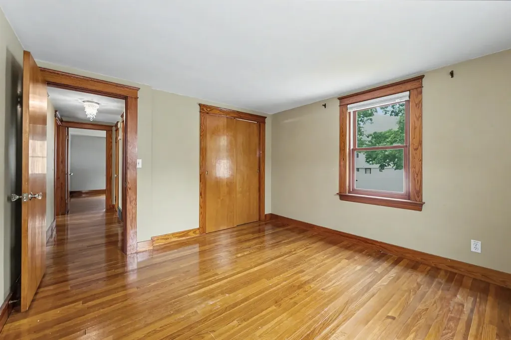116 Monroe Street Nashua NH 03060