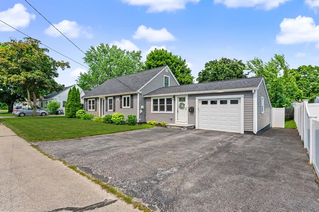 116 Monroe Street Nashua NH 03060
