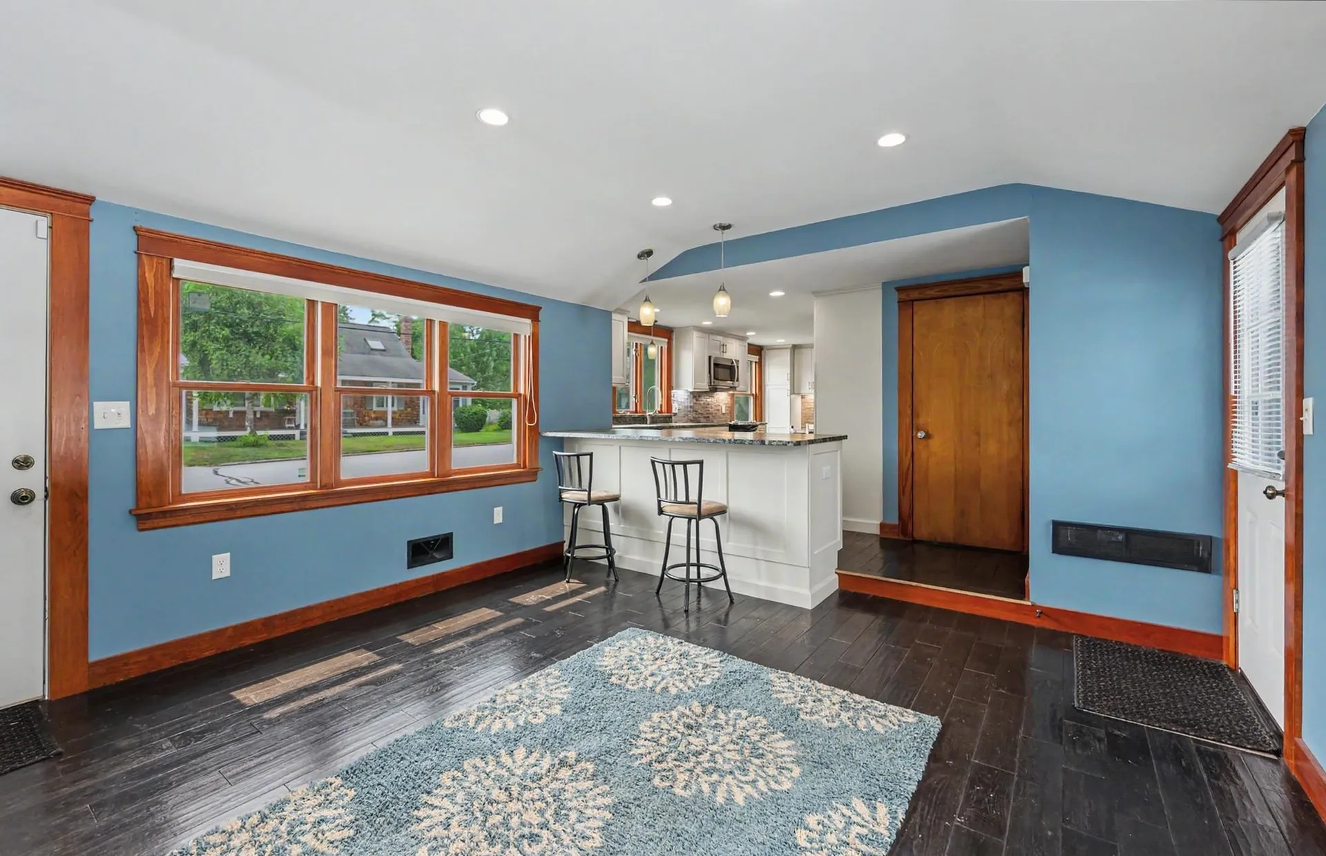 116 Monroe Street Nashua NH 03060