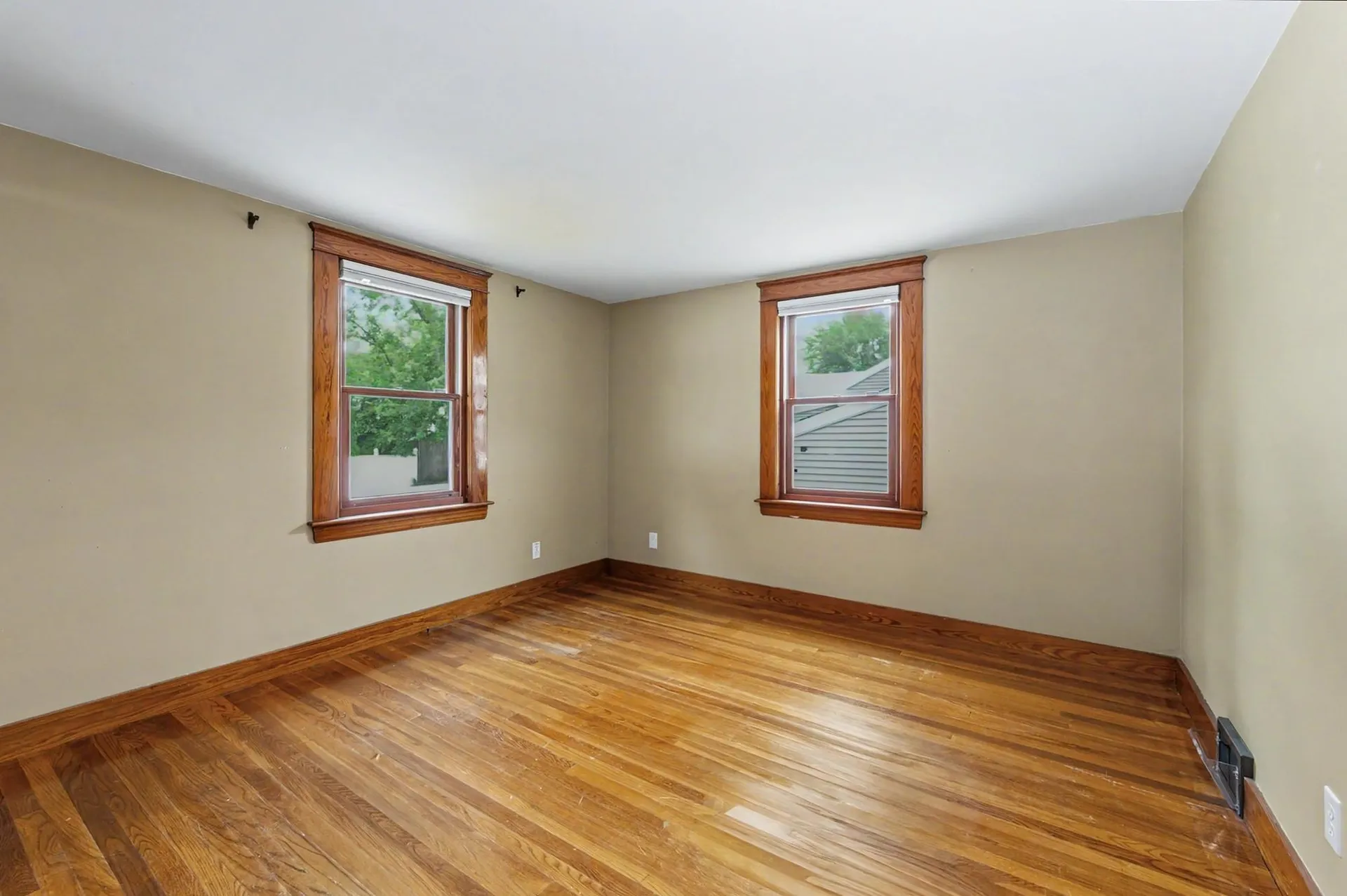 116 Monroe Street Nashua NH 03060