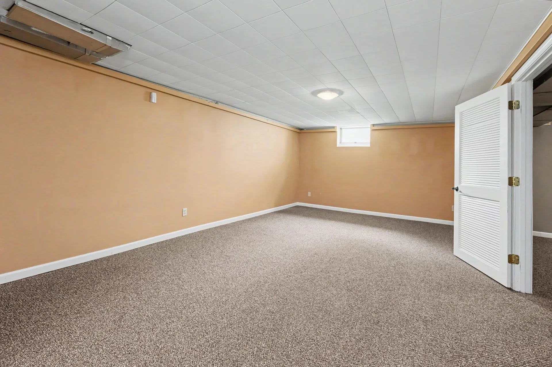 116 Monroe Street Nashua NH 03060