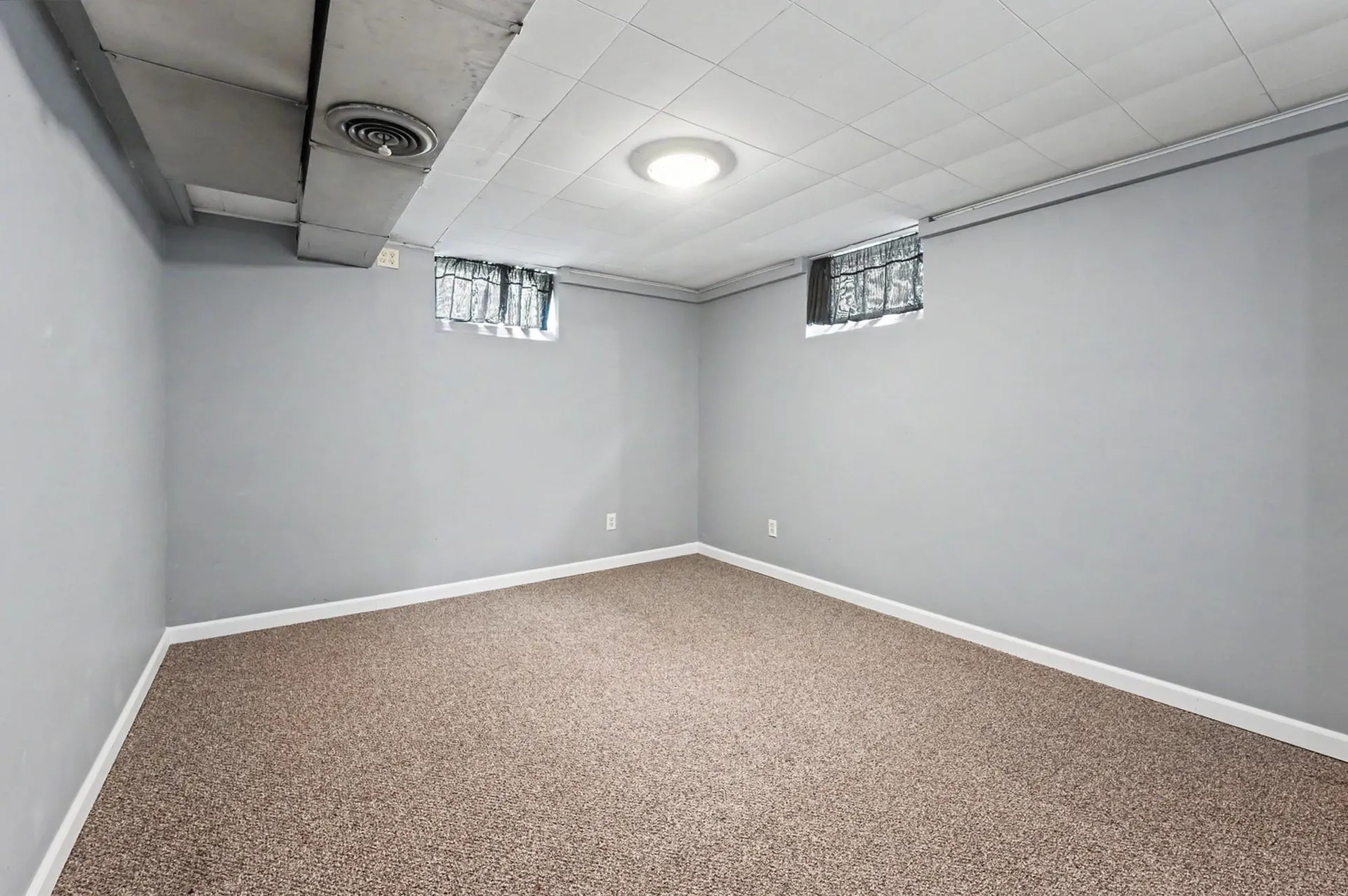 116 Monroe Street Nashua NH 03060