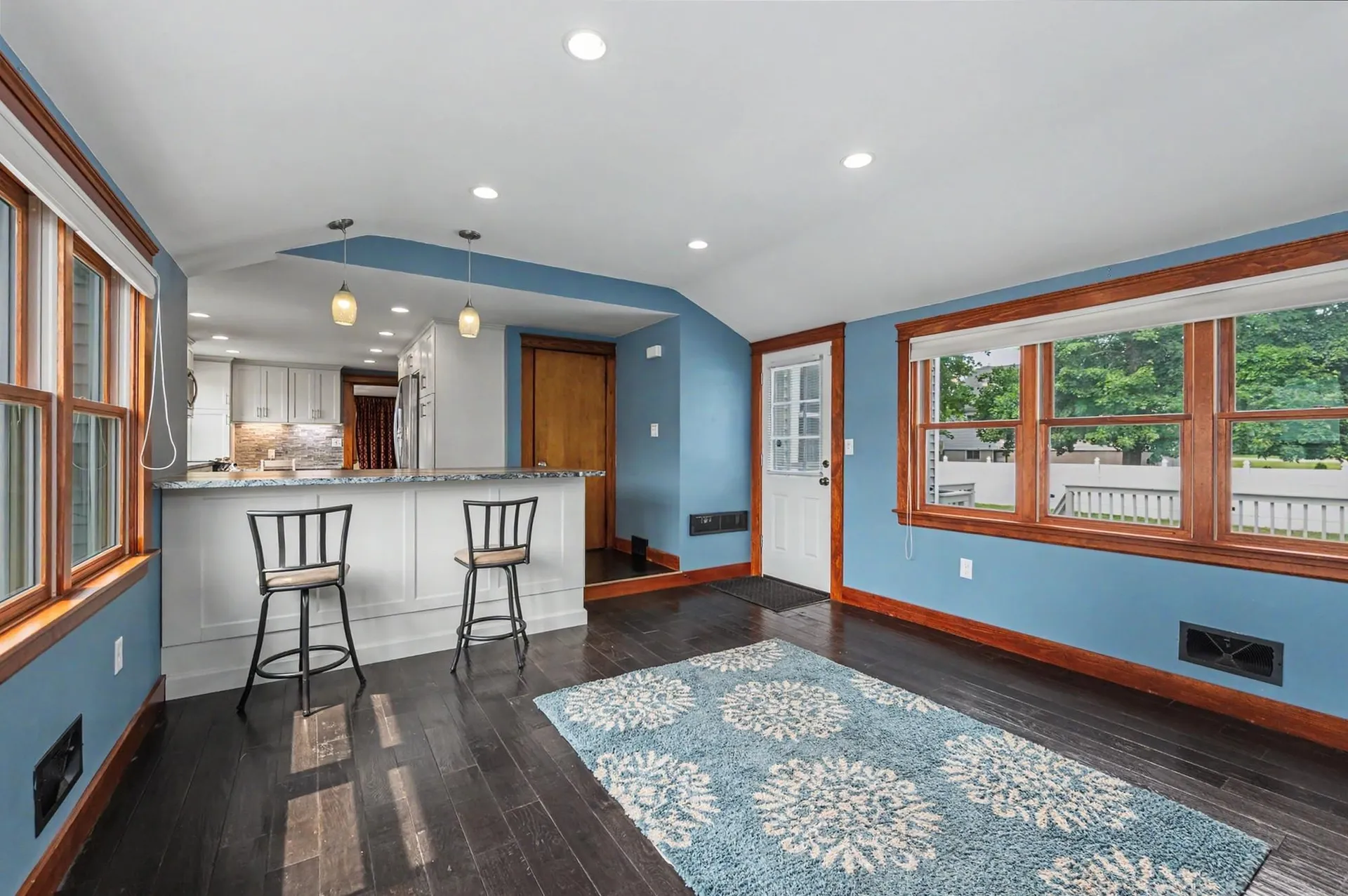 116 Monroe Street Nashua NH 03060