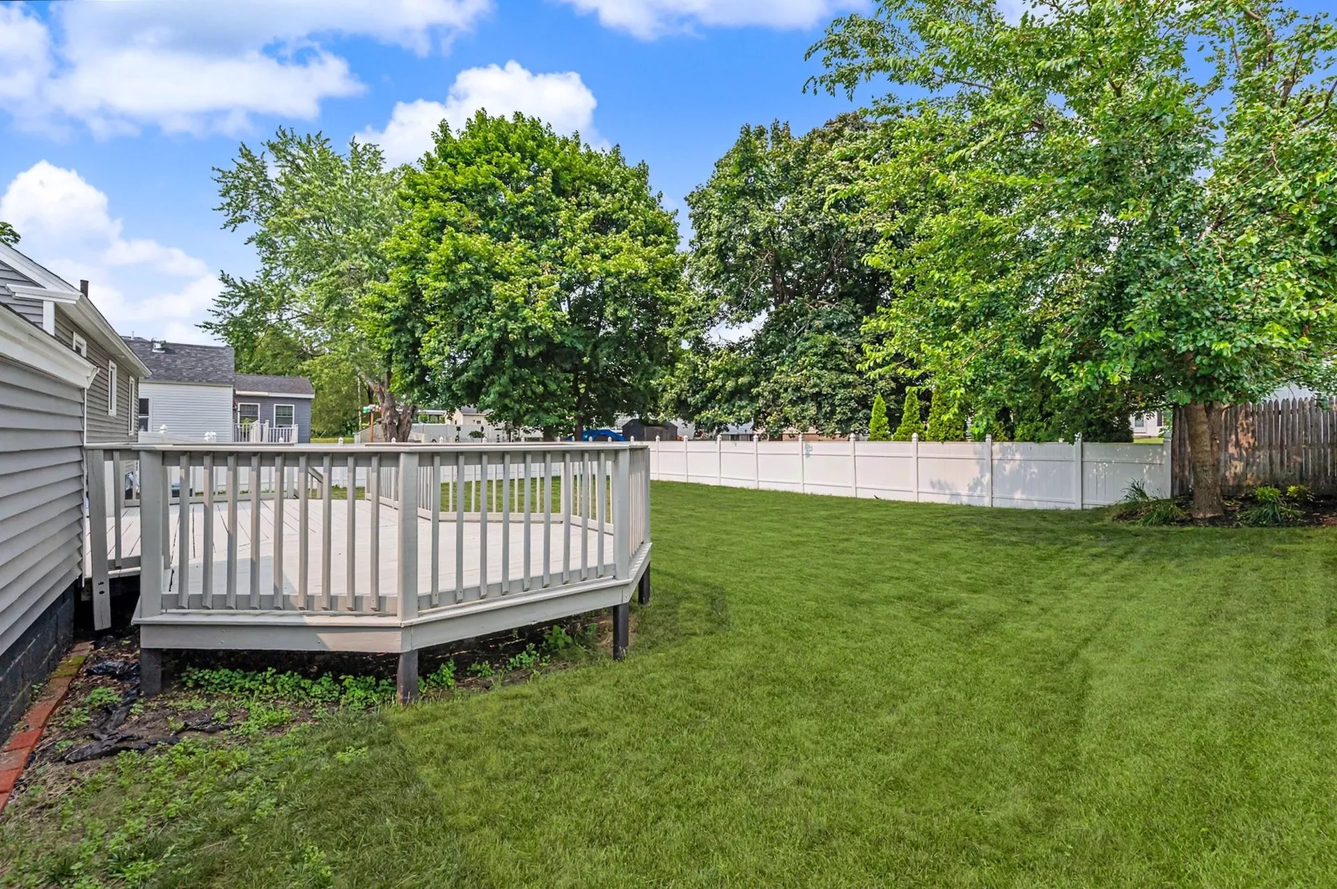 116 Monroe Street Nashua NH 03060