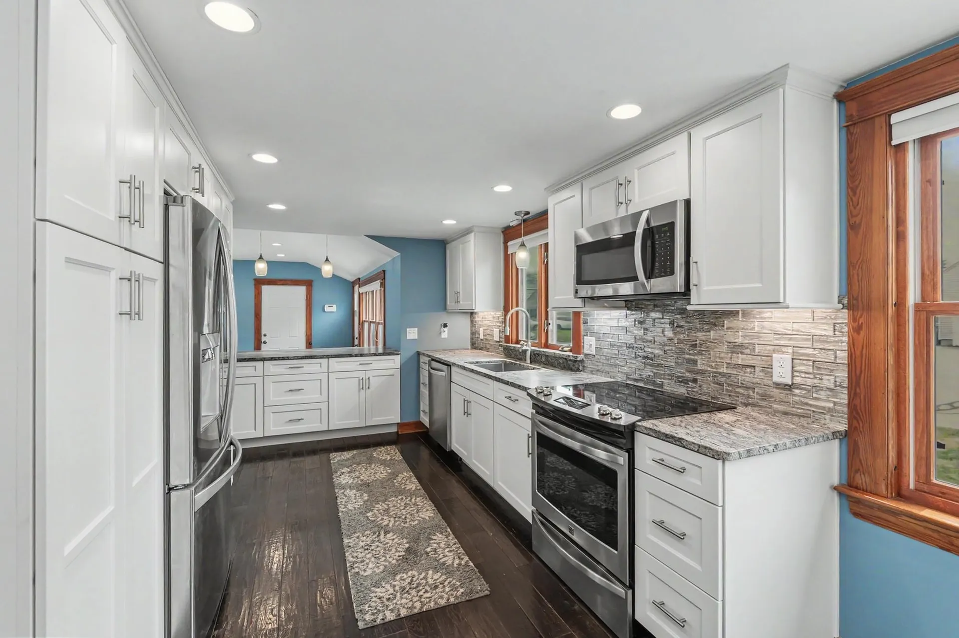 116 Monroe Street Nashua NH 03060