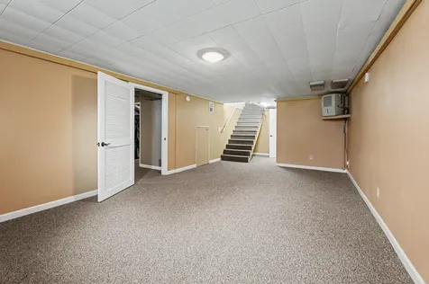 116 Monroe Street Nashua NH 03060
