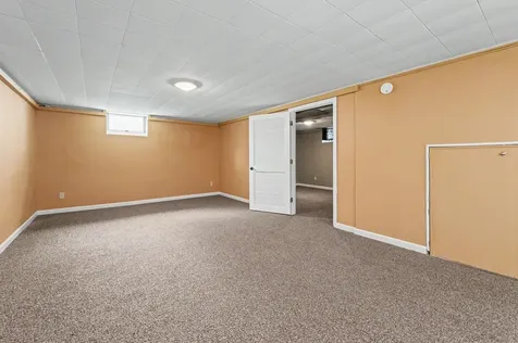 116 Monroe Street Nashua NH 03060