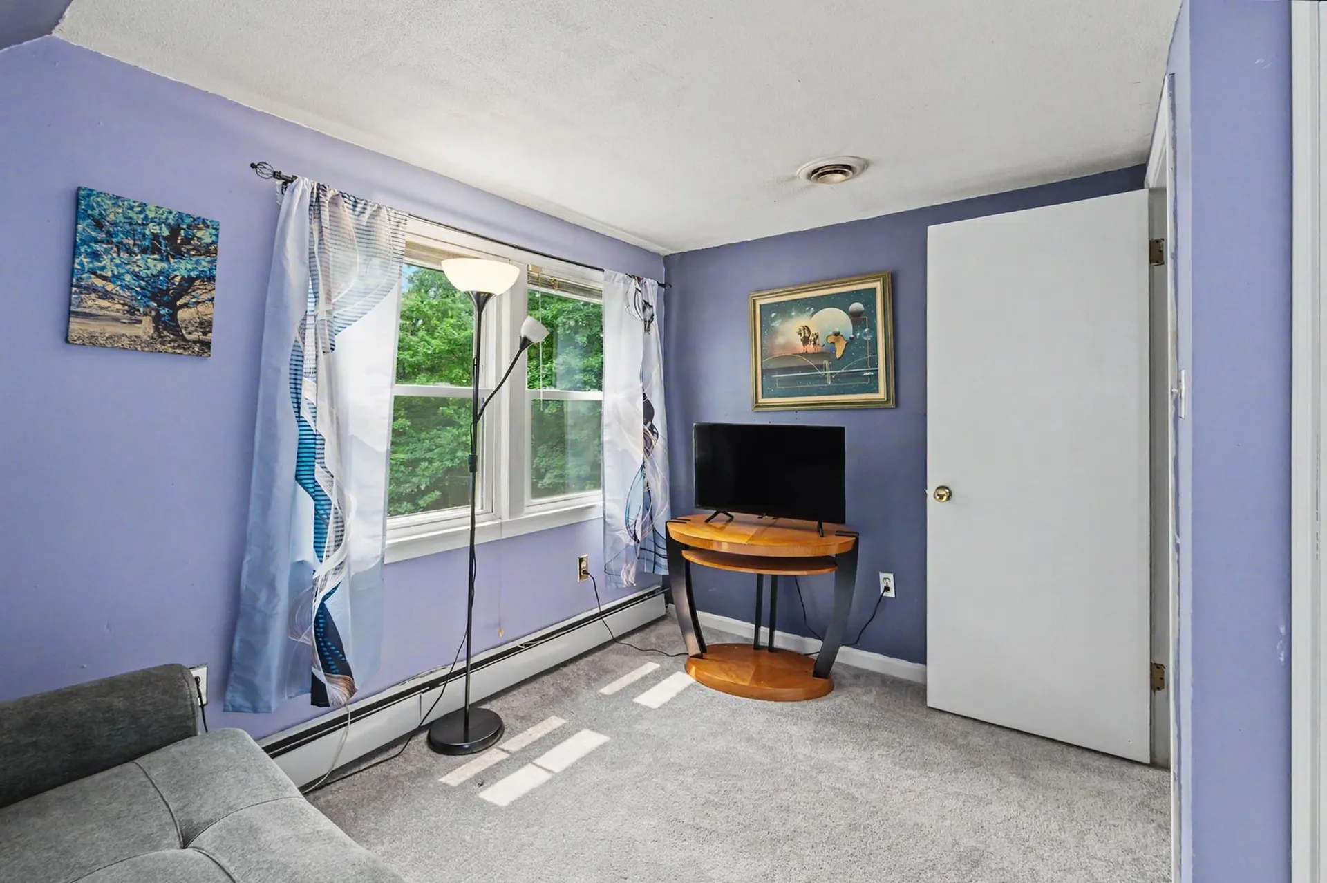 6 Colleen Road Nashua NH 03062