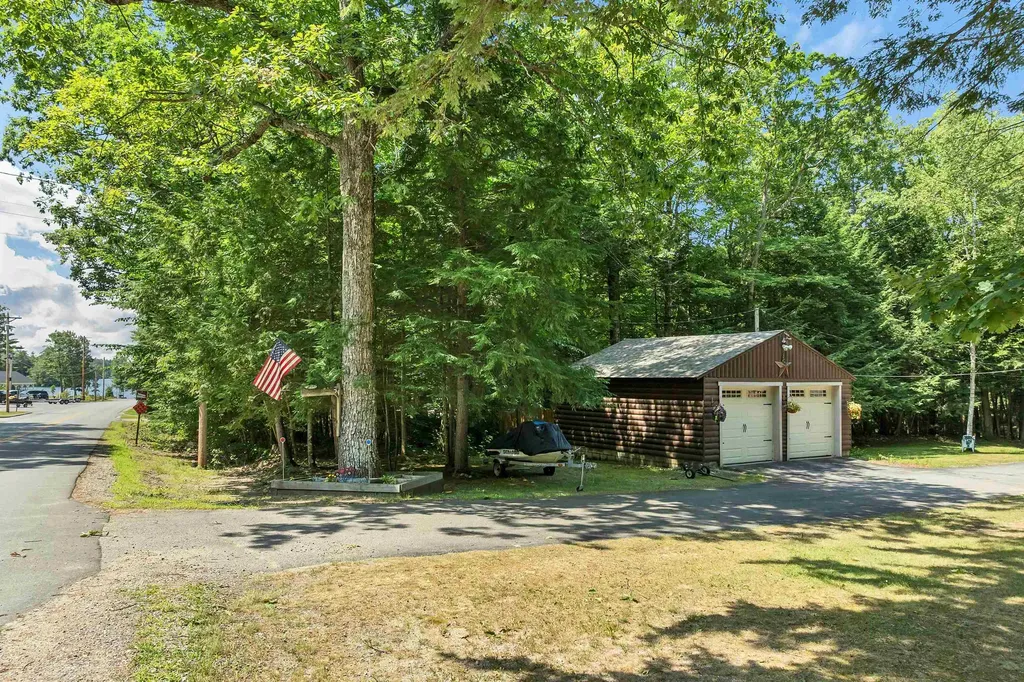 194 States Landing Road Moultonborough NH 03254